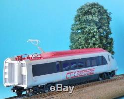 Hornby Hitachi Class 395 City Express R1239 Train Power Car Dummy Car + Coach