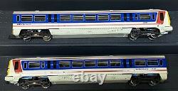 Hornby Networker Class 466 2 car Suburban Train pack R2001A OO Scale