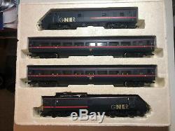Hornby R2002A GNER 225 4 car train pack DCC Fitted See Description