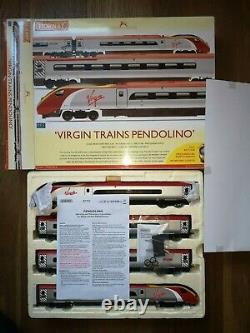 Hornby R2467 Class 390 Pendolino 4 car set Virgin Trains livery boxed excellent