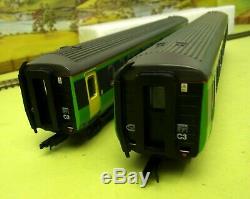 Hornby R2511 Class 156 DMU Central Trains 2 car set green DCC Ready OO (W)