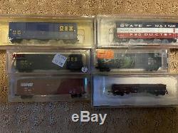 Huge N Scale Train Lot Locomotives and Freight Cars Northeastern