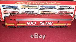 IHC Rivarossi Rock Island Train Set E-8 A-A Engine Pair & 6 Passenger Cars HO