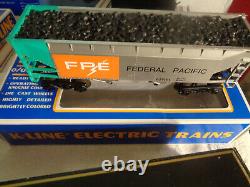 K-Line Groupe Schneider Limited Edition Train Set K-1321 + Lionel Pullman Car