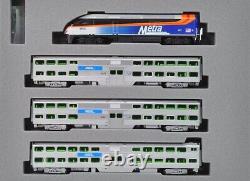 KATO 1068701 N Chicago Metra MP36PH LOCO & 3 Bi-Level CARS Train Set 106-8701