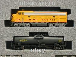 KATO N SCALE F7 FREIGHT TRAIN SET Union Pacific UP Diesel engine 4 cars 106-6272