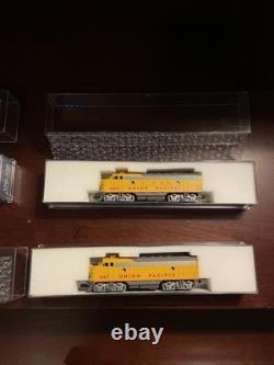 KATO Union Pacific N Scale Model Train Collectible Engines & Passenger Car Sets