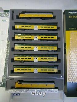 Kato 106-104-dcc, 176-5365-dcc Cnw 400 7 Piece Set E8 A-a & 5 Cars N Scale