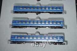 Kato Black 4-6-2 Steam Engine and 5 Blue Passenger Cars Train Set