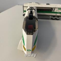 LEGO World City High Speed Train (4511) 2003 Locomotive & Passenger Car only
