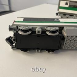 LEGO World City High Speed Train (4511) 2003 Locomotive & Passenger Car only