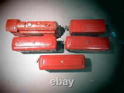 LIONEL 1935 TRAIN SET 264E LOCOMOTIVE & TENDER 265T With 3 CARS 603,603,604