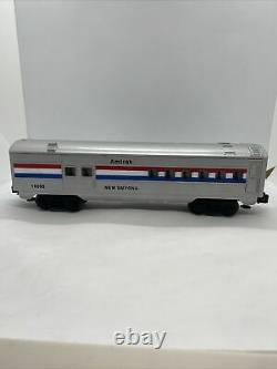 LIONEL AMTRAK TRAIN SET ENGINE #8936 With 3 PASSENGER CARS & 23 RAILWAY VINTAGE