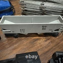 LIONEL Nickel Plate Road Train 8617 Steam Locomotive & Cars + Track And Control