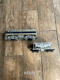 LIONEL TRAINS Locomotive #11051 and UNION PACIFIC Car #UP65868 preowned no box