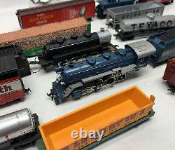 LOT of VTG Tyco Kit Trains LOCOMOTIVE ENGINES & FREIGHT CARS MODEL KITS