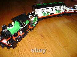 Lego 10173 Holiday Train Locomotive Passenger Luggage Tree Caboose Cars