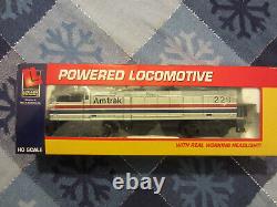 Life like trains Amtrak locomotive & AHM train cars new in box