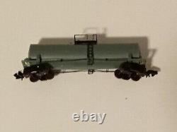 LifeLike N Train Southern Diesel, 4 cars, 26 pieces of track, cleaner, bridges