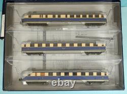 Liliput 112603 HO 1/87 scale DRG SVT 137 3 car Diesel Train Cream and Blue Ep 2