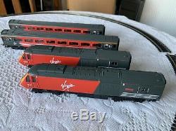 Lima L149916 Class 43 43160 Storm Force + 43190 Virgin red 4-car train pack MIB