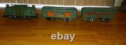 Lionel 10 Standard Gauge Engine And 2 Cars 332,341 1930s Works Metal Prewar