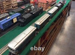 Lionel 1666 Prewar Metal Set and 3 Prewar Passenger Car