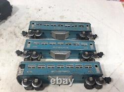 Lionel 1666 Prewar Metal Set and 3 Prewar Passenger Car