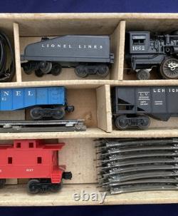 Lionel 19500 Steam Type Freight w Headlight Train Set O Gauge 5 cars Track USA