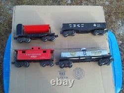 Lionel 224 Postwar O Gauge Steam Locomotive Freight Car Train Set