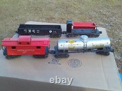 Lionel 224 Postwar O Gauge Steam Locomotive Freight Car Train Set