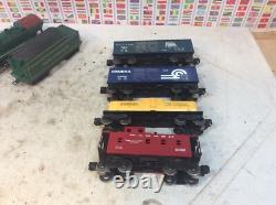 Lionel 28617 Berkshire Steam Engine Set 4 freight Cars