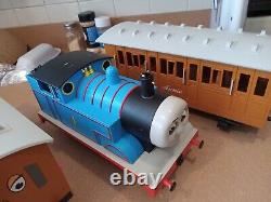 Lionel 8-81027 Thomas the Tank and Friends Large Scale Locomotive & Cars