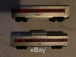 Lionel 8020/8021 Santa Fe Diesel Locomotive Ab Train Engine & 3 Passenger Cars