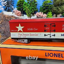 Lionel CCA Texas Special Scale-Size Milk Reefer Boxcar Train Car & Original Box