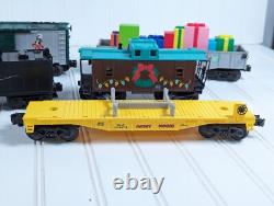 Lionel Disney Mickeys Christmas Express Train 6-31946 Locomotive Tender + 5 cars