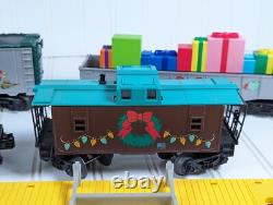 Lionel Disney Mickeys Christmas Express Train 6-31946 Locomotive Tender + 5 cars
