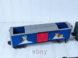 Lionel Disney Mickeys Christmas Express Train 6-31946 Locomotive Tender + 5 cars