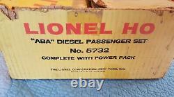 Lionel HO Texas Special ABA Diesel Passenger Train Set No. 5732 with Power Pack