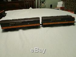 Lionel Illinois Central Passenger Train. F 3- A-b Locos 3 Aluminum Passenger Car