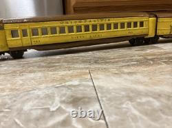 Lionel Lines 752W Locomotive Union Pacific With 2 Cars 753/754 Pre War Used