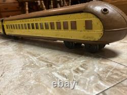 Lionel Lines 752W Locomotive Union Pacific With 2 Cars 753/754 Pre War Used