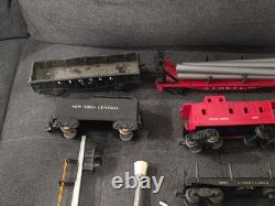 Lionel Locomotive Freight Car Train Misc