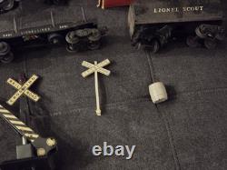 Lionel Locomotive Freight Car Train Misc