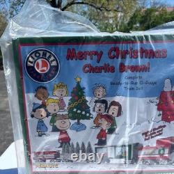 Lionel Merry Christmas Charlie Brown Peanuts Ready To Run O Gauge Train 6-30193