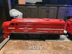 Lionel O Gauge Minneapolis & St. Louis Train. Engine, B Unit, And 5 Cars