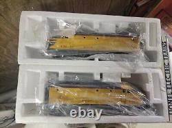 Lionel O Trains UP Union Pacific FA-2 Alco AA Diesel Engine Set 1-18119