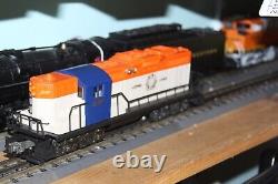 Lionel O gauge #11715 90 year Annniversary Train NIB engine GP-9 &6 Freight cars