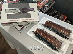 Lionel Pennsylvania Train Set Passenger Cars & Diesel Locomotives
