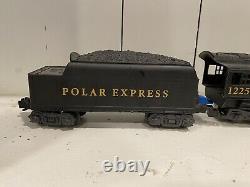 Lionel Polar Express LionChief Locomotive And Cars O Guage Read Desc